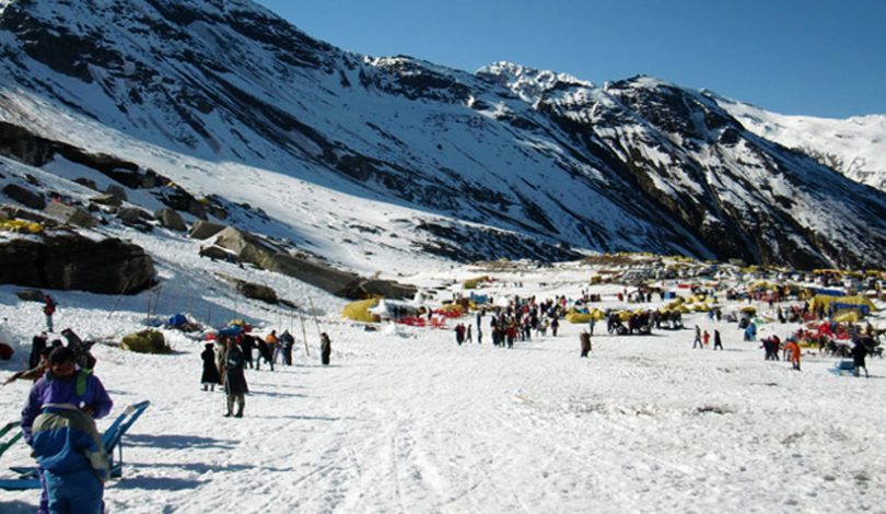 Triund-Himachal-Pradesh-Skiing_5